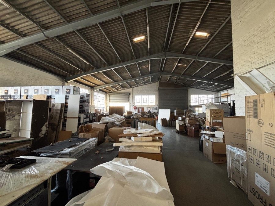 To Let commercial Property for Rent in Paarden Eiland Western Cape